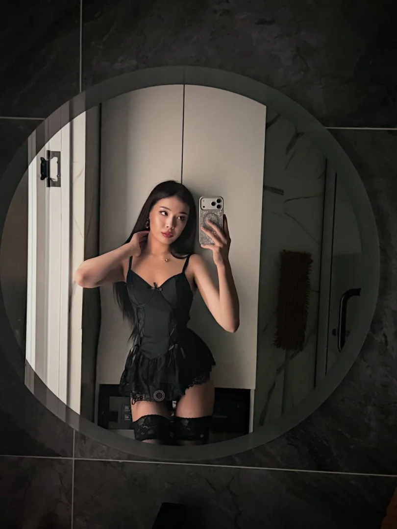 Adelina - Photo 13