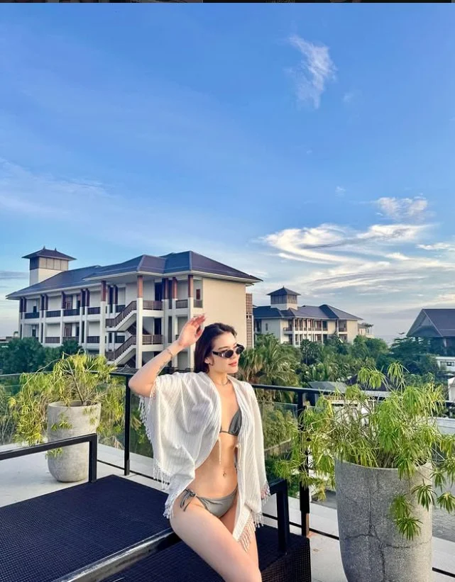 Kristina - Photo 19