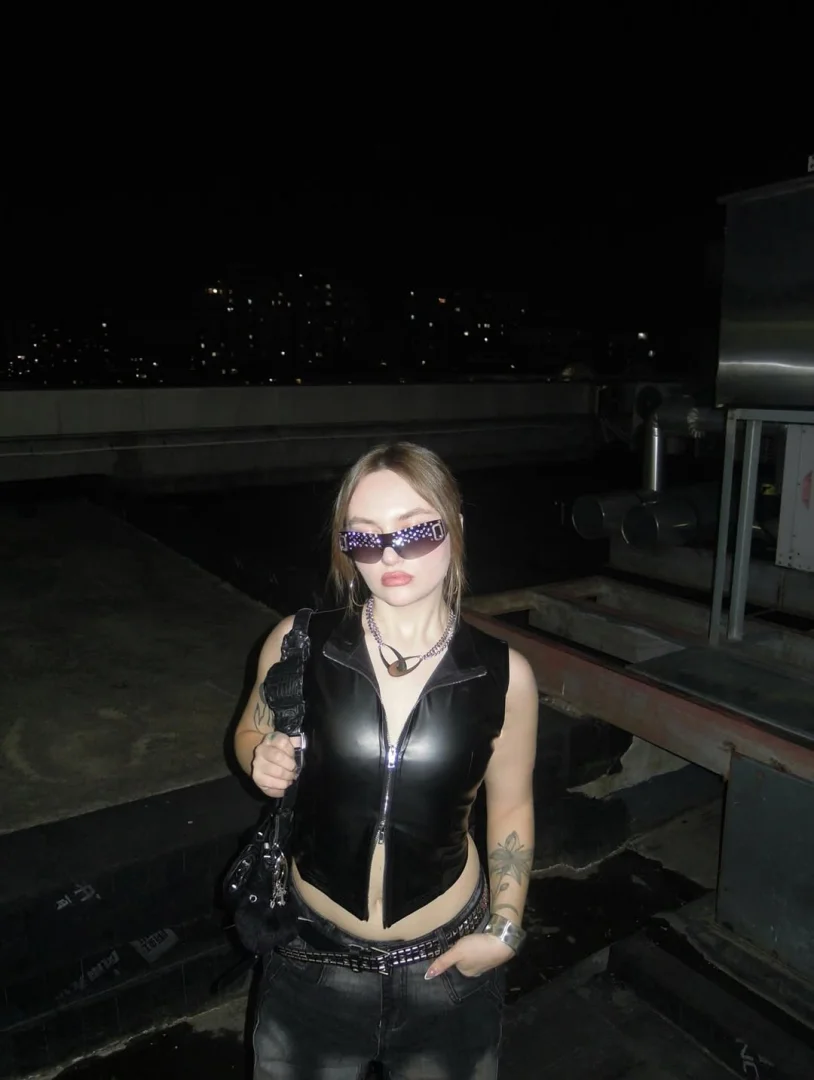 Lina - Photo 20